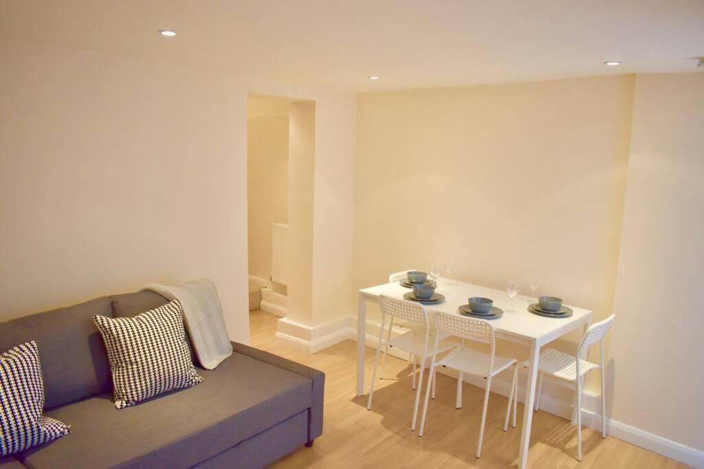 Cosy 1 Bedroom Flat Near The London Eye Zewnętrze zdjęcie