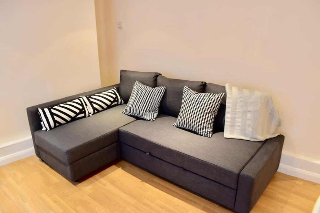Cosy 1 Bedroom Flat Near The London Eye Zewnętrze zdjęcie